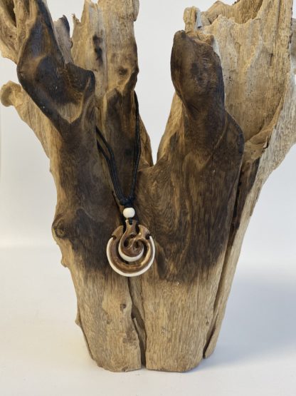 Collier polynésien homme
