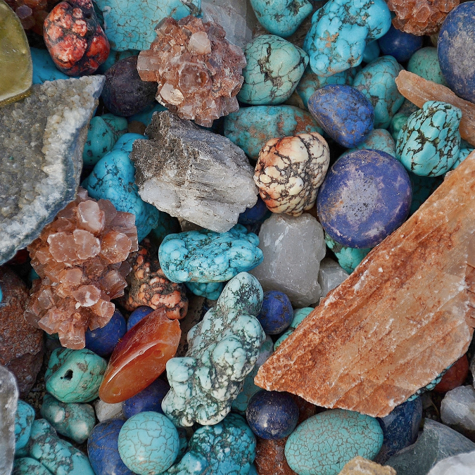 Les bienfaits des pierres : comment utiliser leur énergie pour se sentir mieux ?